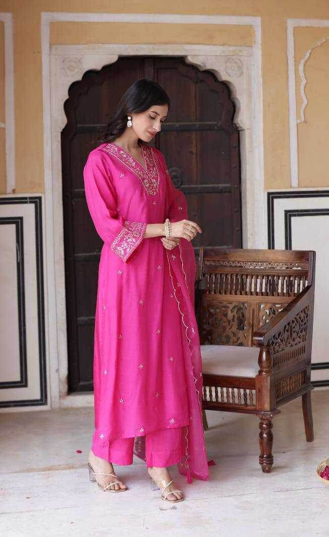 Chanderi SilkEmbroidery Suit - MYLUXURY LANE ENTERPRISE